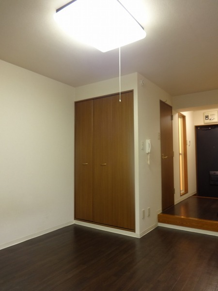 菱和パレス池袋本町202号室 リビング