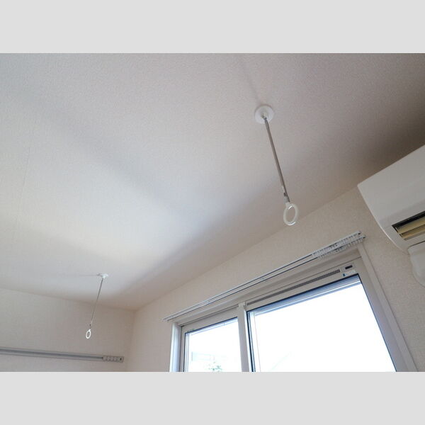 グリーン・アーク203号室 室内物干し