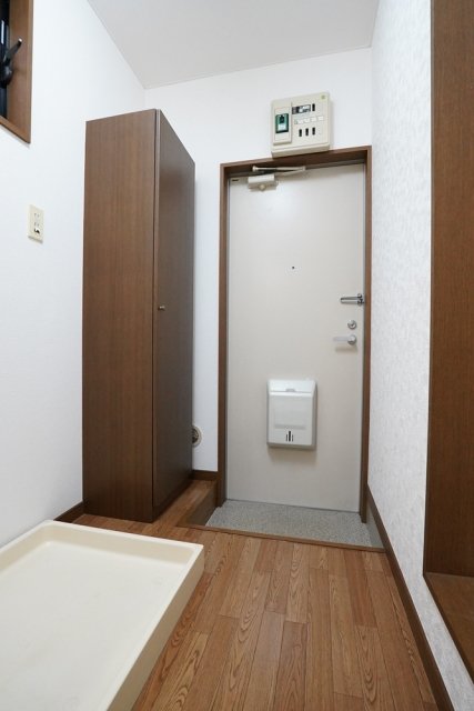 ＯＺ弐番街1階 玄関