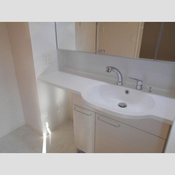 クレッセントコート 洗髪洗面化粧台