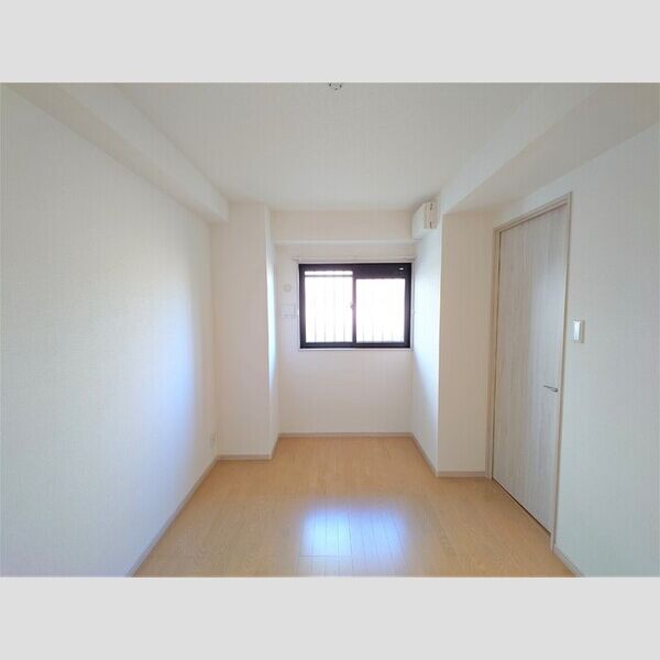 グランヴェールにしすな201号室 洋室6帖