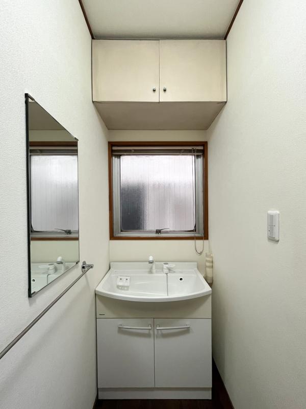 峯村ビル 洗面所