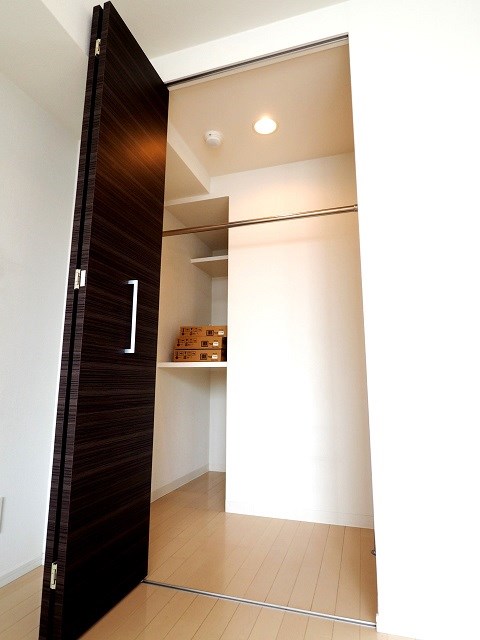 レジディア広尾南10階 収納