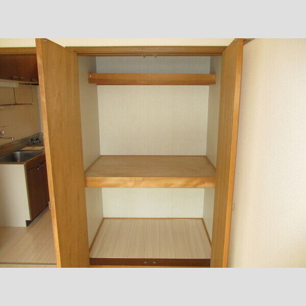 オプスマロニエ 収納