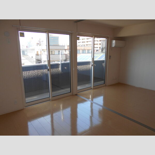 レーヴ305号室 洋室