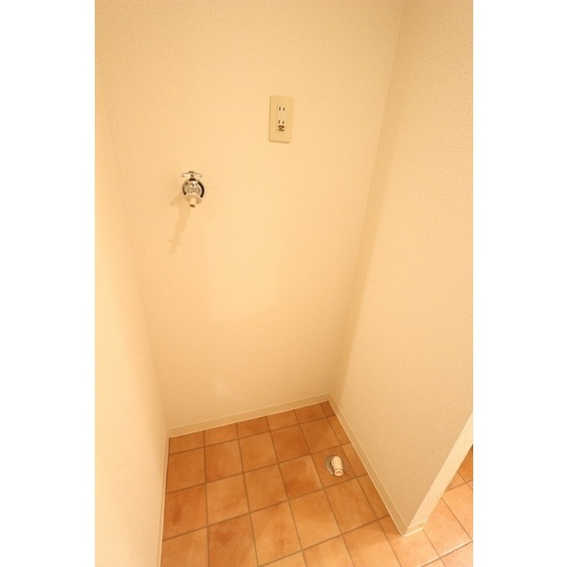 ヴェルネージュ 洗濯機置き場