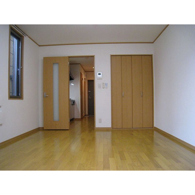 アンプルール フェール K HOUSE301号室 リビング