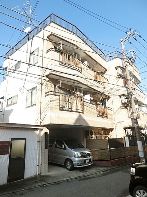 トラッドワカシマⅡ305号室 おしゃれな外観です☆