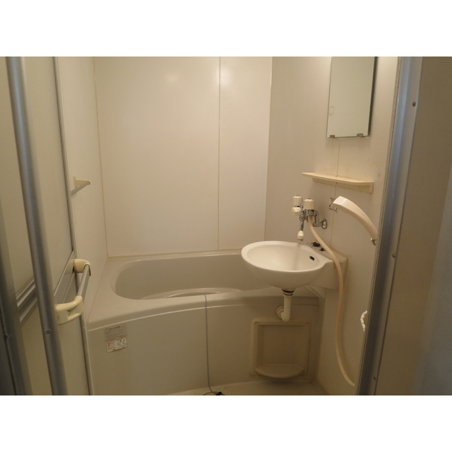 イーグルヒロ1階 内観