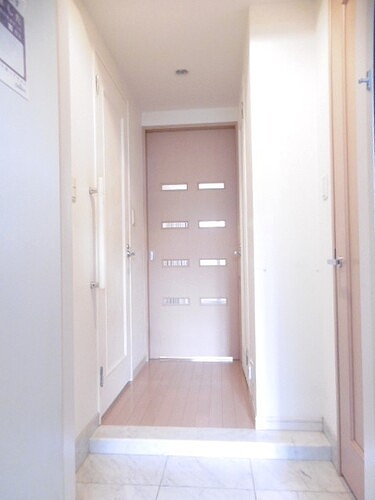 ライオンズタワー五反田2階 玄関からリビングダイニングキッチン　内装前