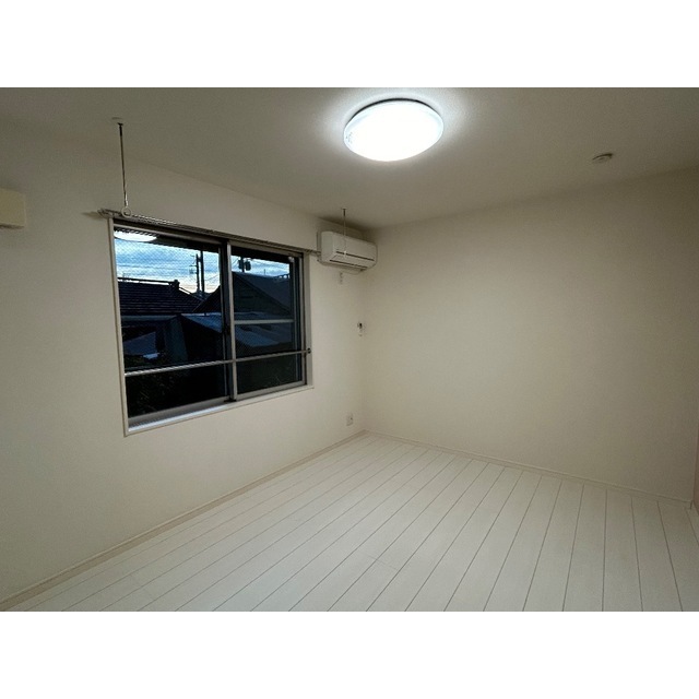 ビシーナコートGOKO リビング