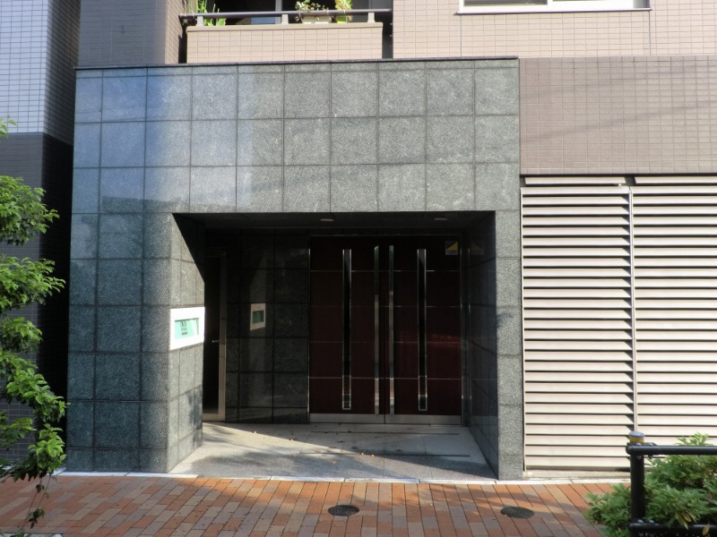 日神デュオステージ蓮根1階 エントランス