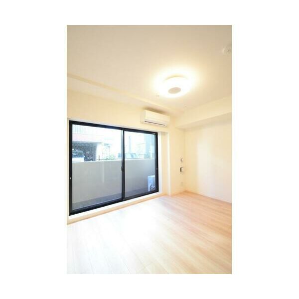 XEBEC方南町103号室 リビング