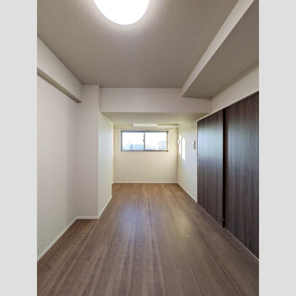 サンジョイアゼロ709号室 洋室