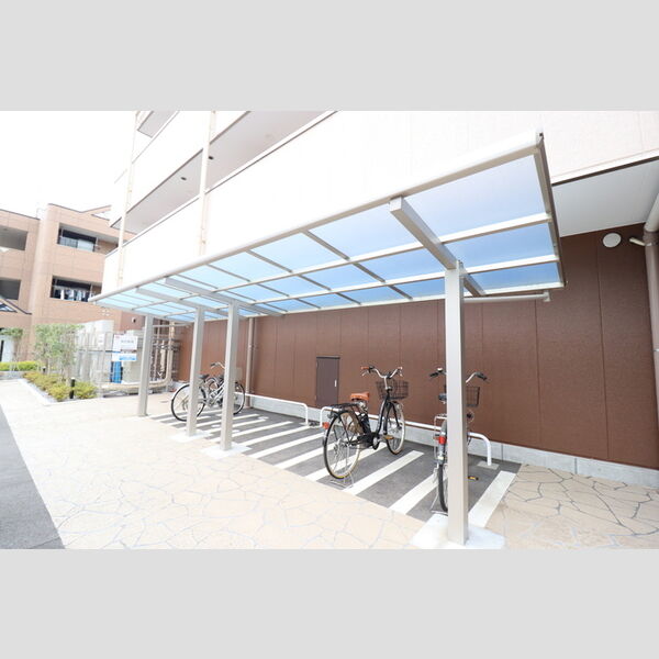 ベルフルール壱番館 駐輪場