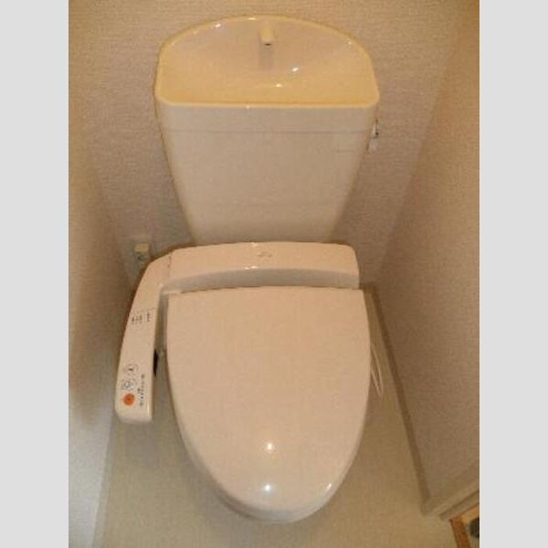 イオソレーユ　Ⅱ202号室 温水洗浄暖房便座