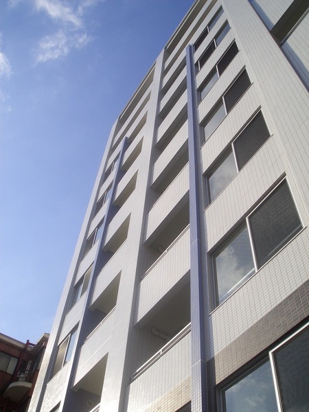 アトランティス国立 外観