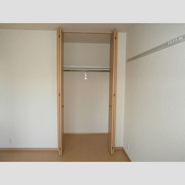 ファミール21301号室 クローゼット