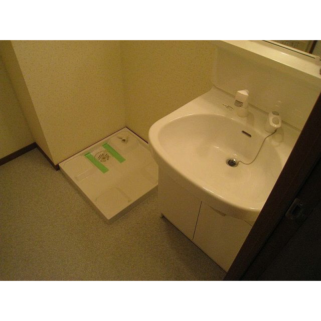 アムール ガーデン201号室 内観