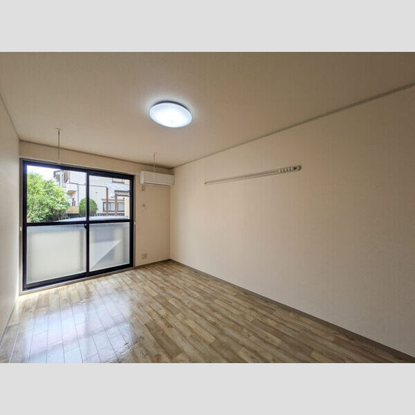 キャッスル　Ⅰ101号室 リビング