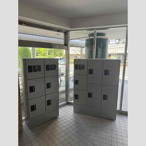 シュクレ大船302号室 宅配ボックス