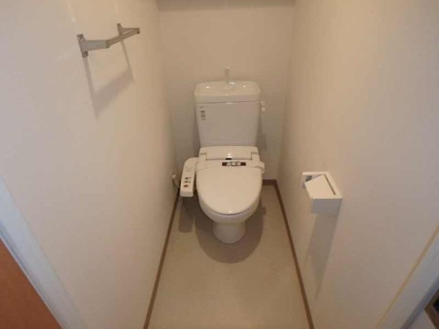 スカイコート新宿弐番館 トイレ