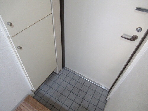 ライオンズマンション武蔵新城駅前 玄関