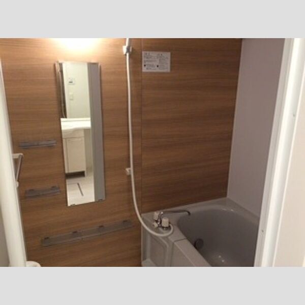 ハイム羽沢十番館 換気乾燥機付の浴室