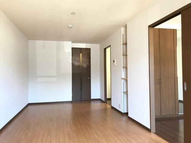 Ｓｕｎ　Ｆｏｒｅｓｔ101号室 リビング