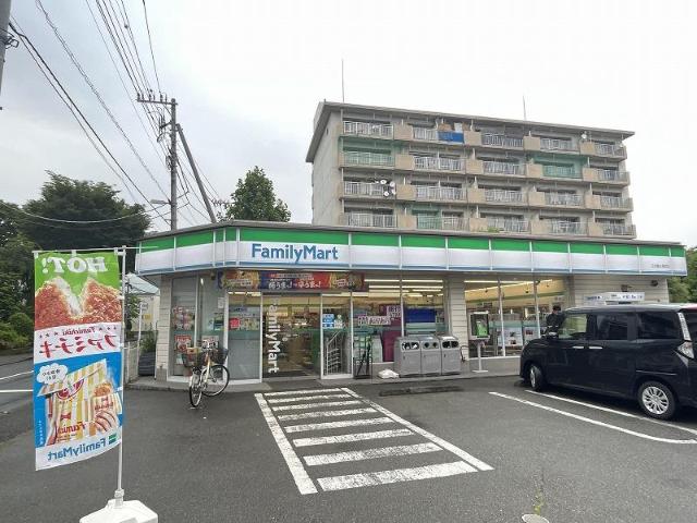ルミエールグラン ファミリーマート立川富士見町店まで250ｍ