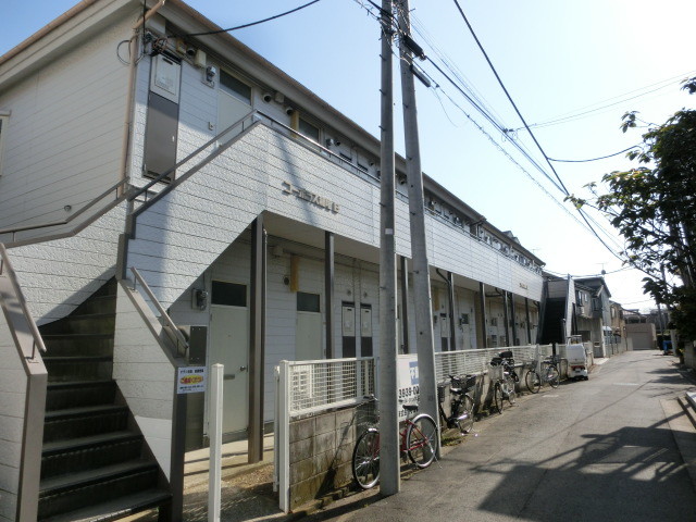 コーポラス稲垣B エントランス