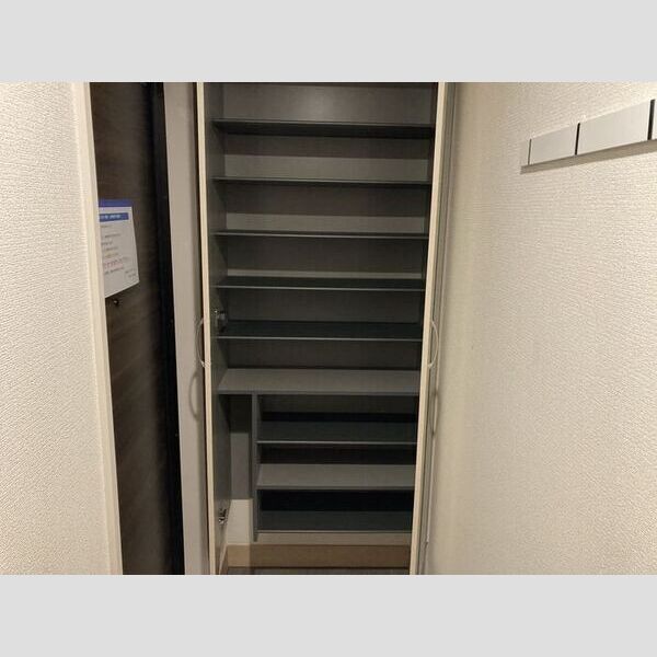 ベラカーサ 玄関