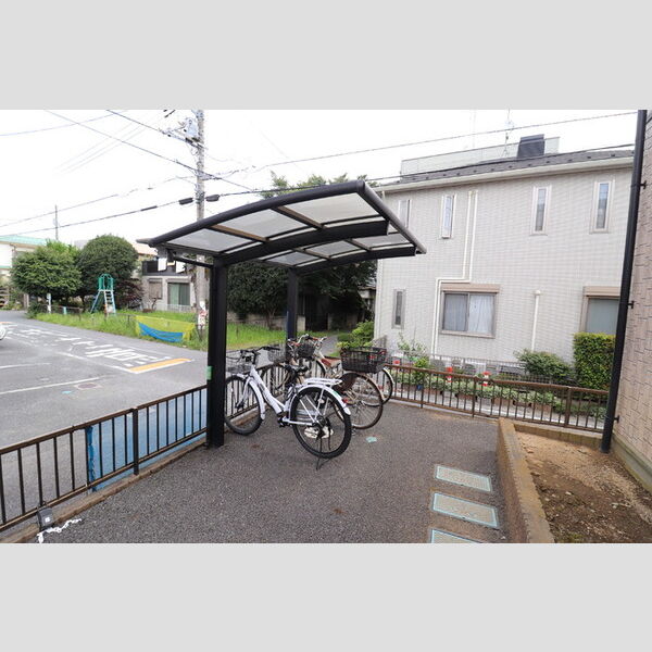 シャルム中尾　Ⅰ 駐輪場