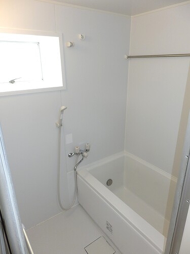 浅野レジデンス2階 浴室　※2021年7月撮影