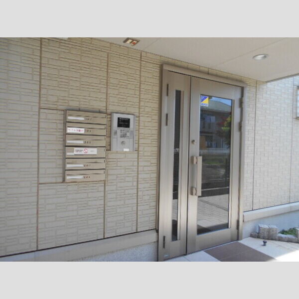 ルーエ　B102号室 エントランス