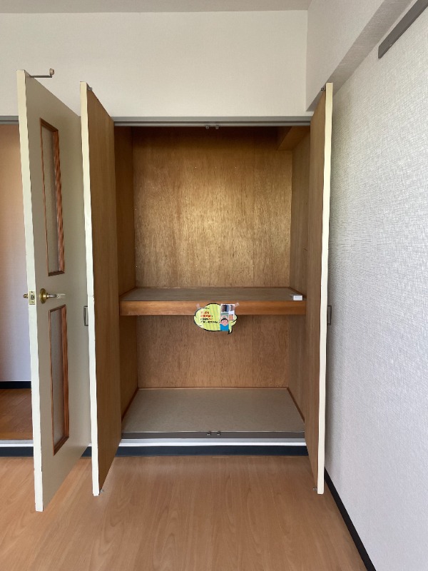 メゾンドリバージュ3階 収納