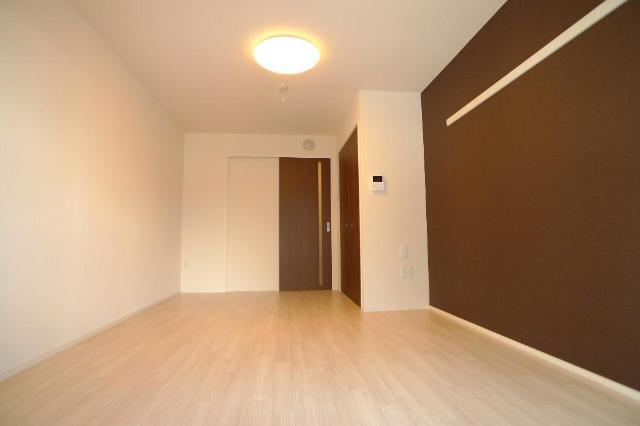 ＲＥＥＮＡ（リーナ）102号室 洋室