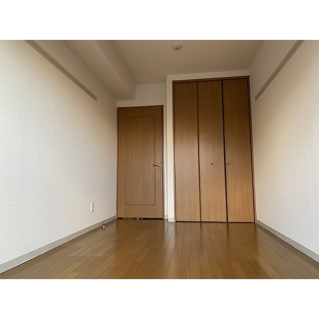 シャンテメゾン田仲1002号室 リビング