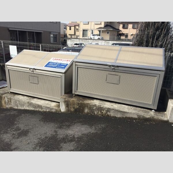 ジュネス・ドミール 入居者専用ゴミ置き場(ベルテと共用)