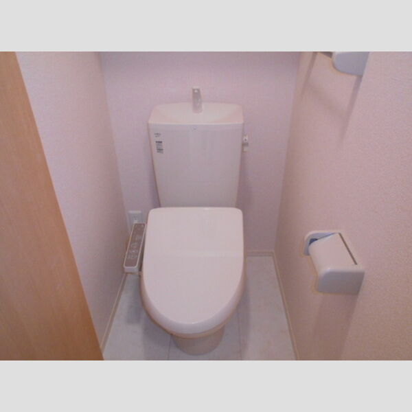 シャルマン301号室 トイレ　温水洗浄暖房便座