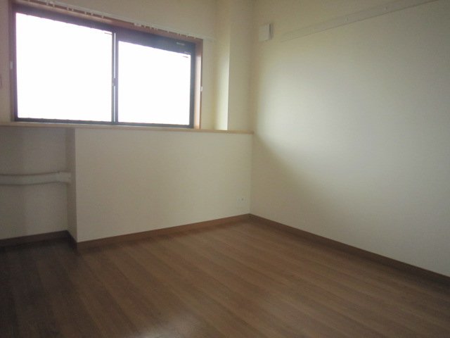 プロニティ・ロマンシェ 洋室