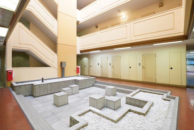 レジダンス・イン目黒1階 エントランス