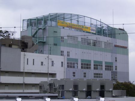 フルール・ド・スリジェ スポーツクラブまで320ｍ