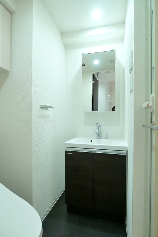 ジーベック東日暮里サウス7階 同建物別部屋の参考画像