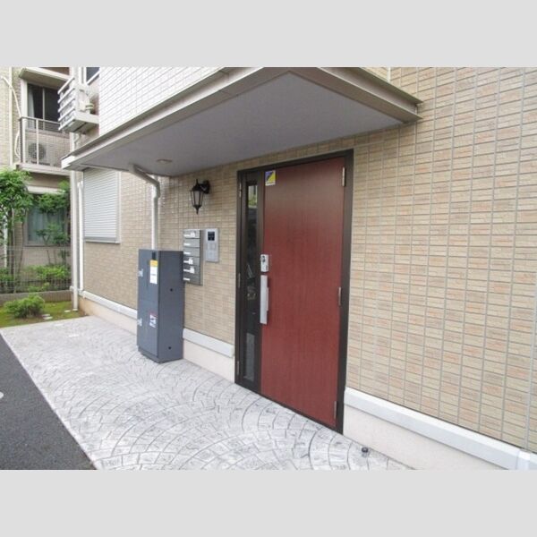 エーデルワイス103号室 エントランス