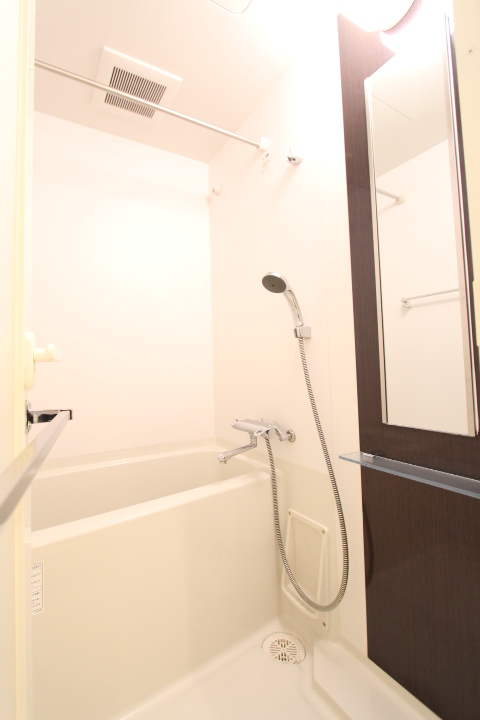 プラウドフラット鶴見Ⅰ402号室 ※参考写真