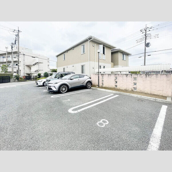 メルヴェーユK　A201号室 駐車場