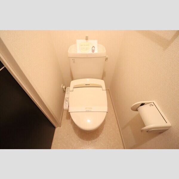 リトルアイランド202号室 温水洗浄暖房便座