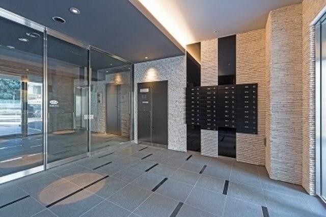 アクサス中野レジデンス3階 エントランス