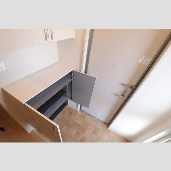 ウィット吉川　A シューズボックス